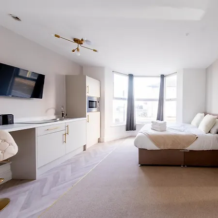 Aparthotel Redcar Beach Suites 3*