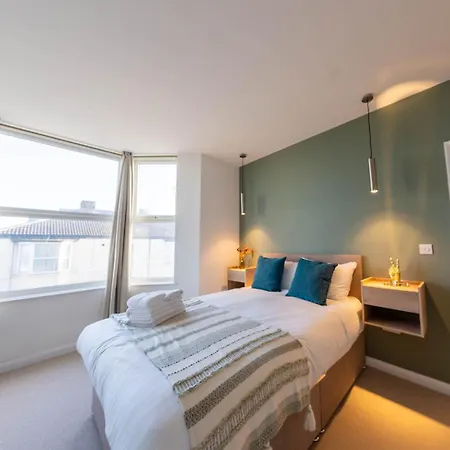 Aparthotel Redcar Beach Suites