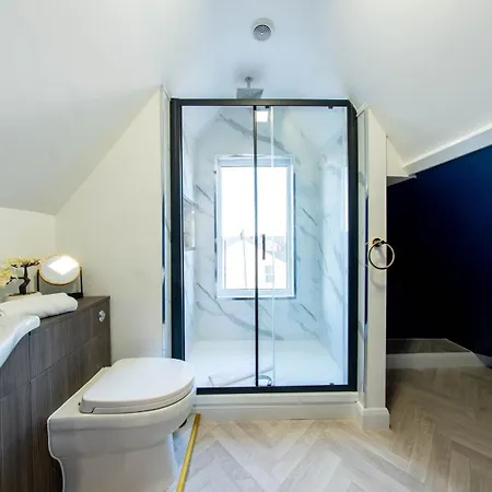 Aparthotel Redcar Beach Suites