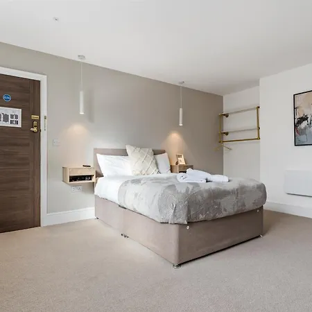Aparthotel Redcar Beach Suites 3*