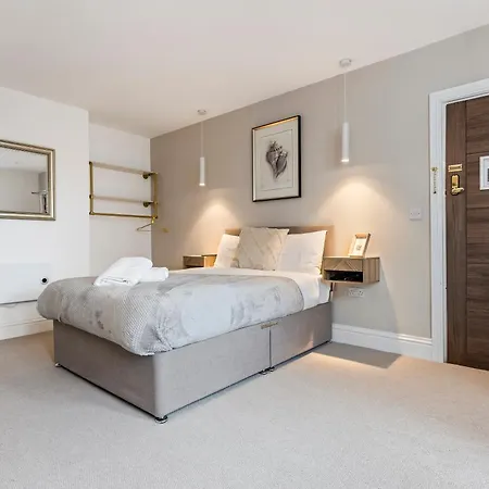 Aparthotel Redcar Beach Suites
