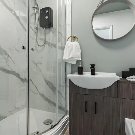 Redcar Beach Suites Aparthotel